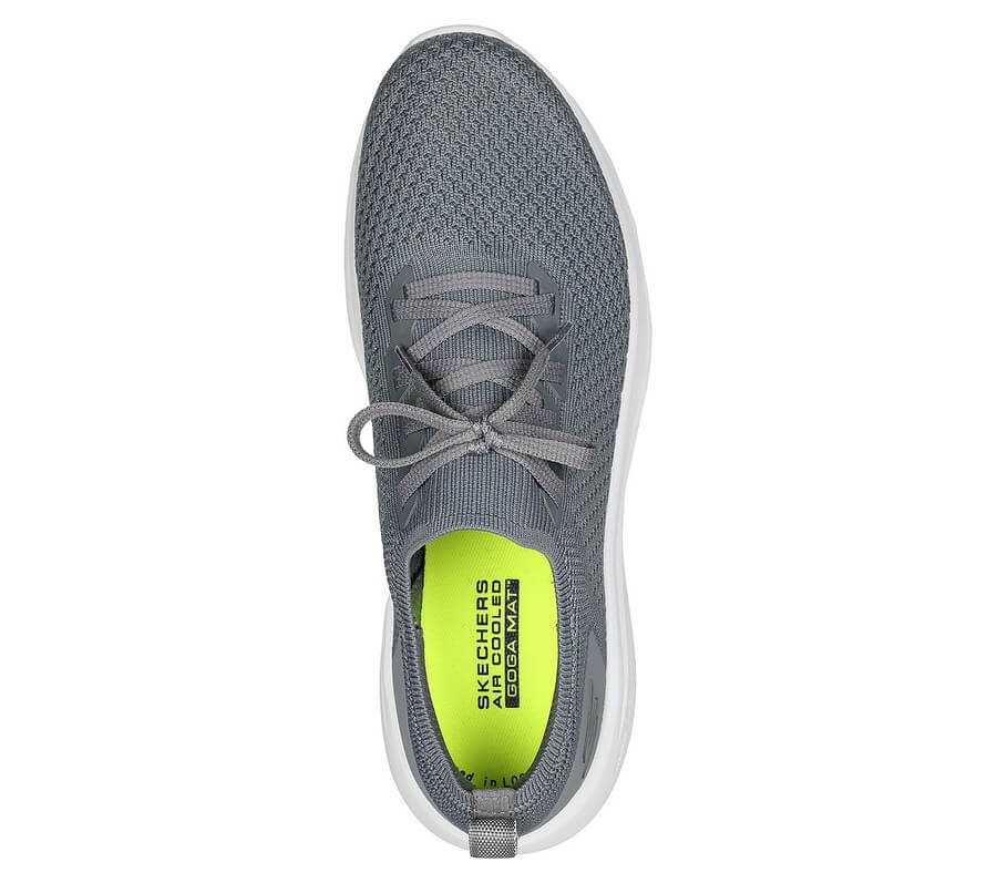 Skechers MAX CUSHIONING ESSENTIAL - Size 44.5
