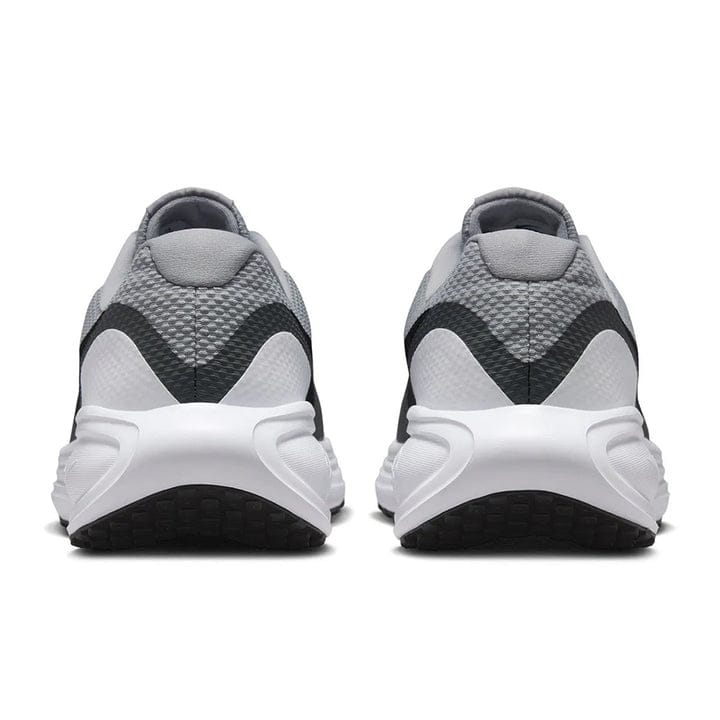NIKE REVOLUTION 8 - L.SMOKE