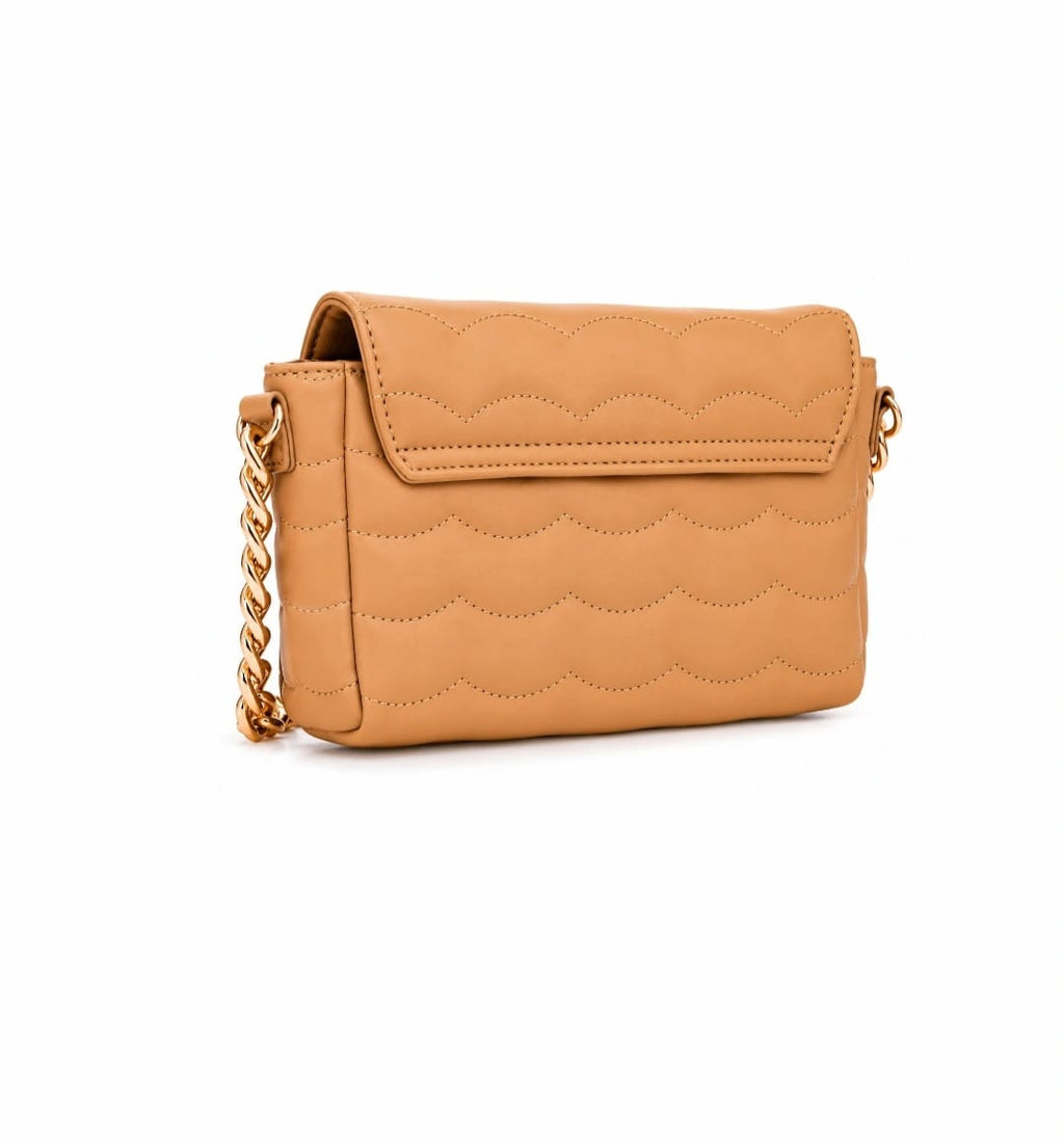 Dejavu Quilted Chain Crossbody Bag – Beige